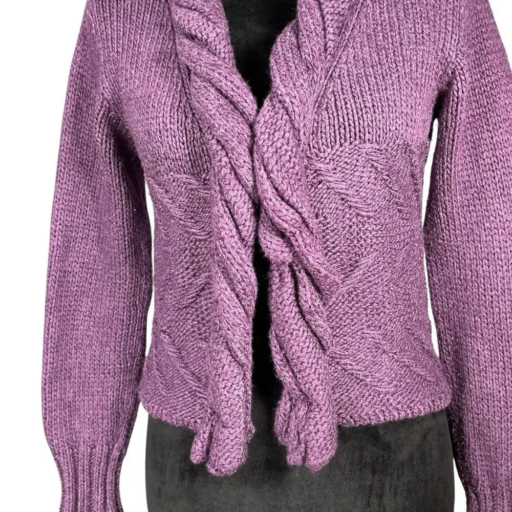 Hand Crafted vasilka hand